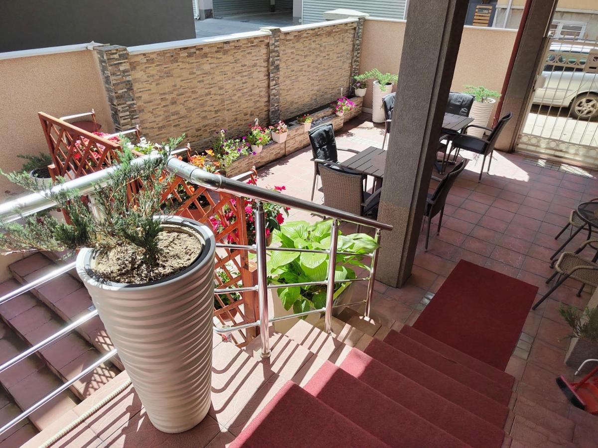 Bed And Breakfast Majesty Ni 외부 사진