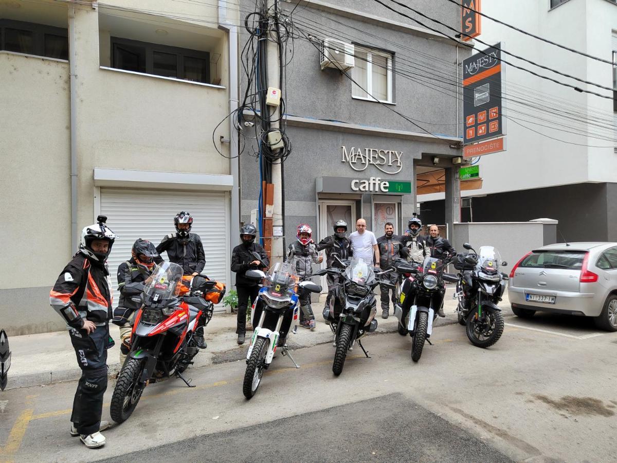 Bed And Breakfast Majesty Ni 외부 사진