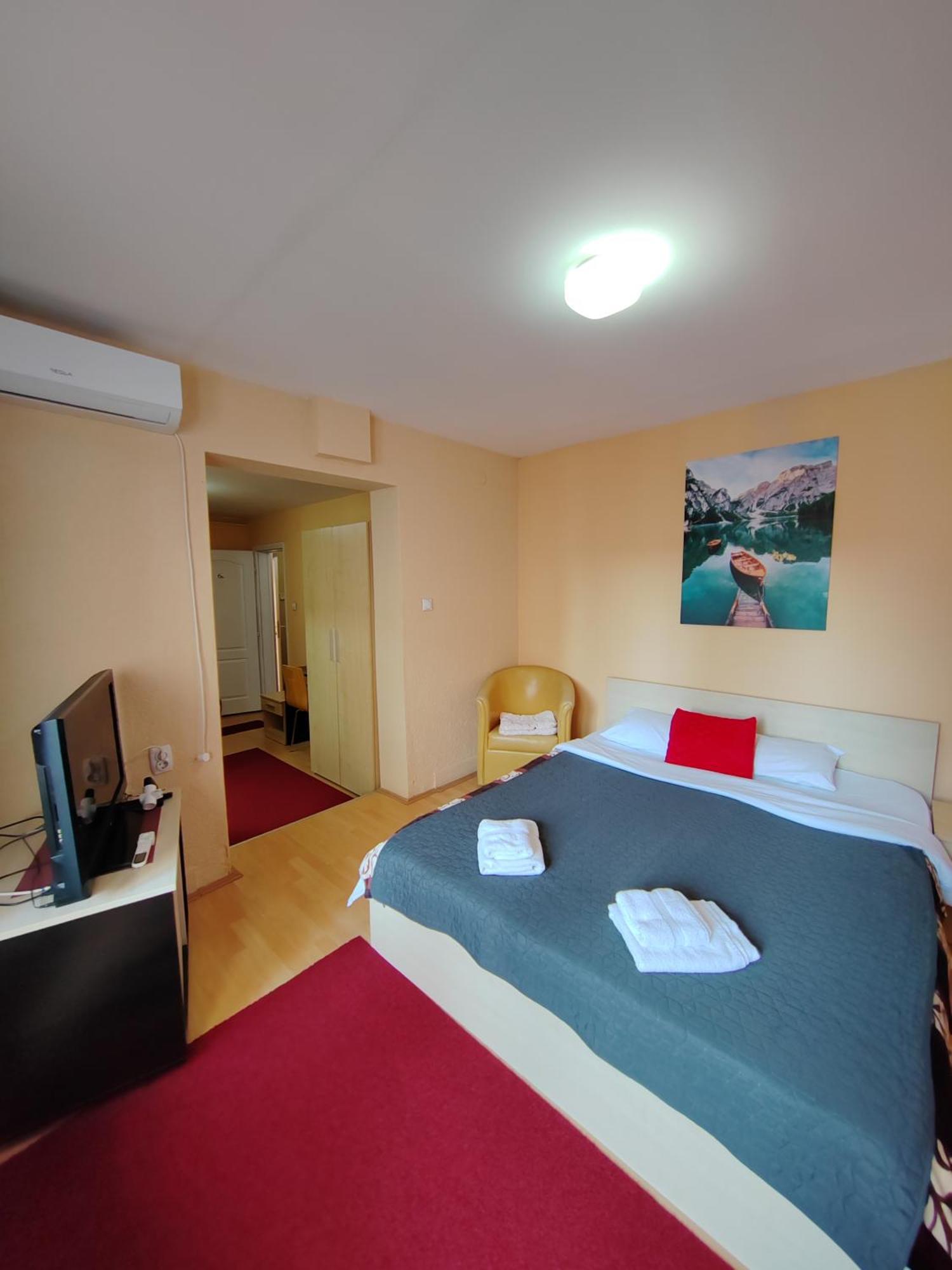 Bed And Breakfast Majesty Ni 외부 사진