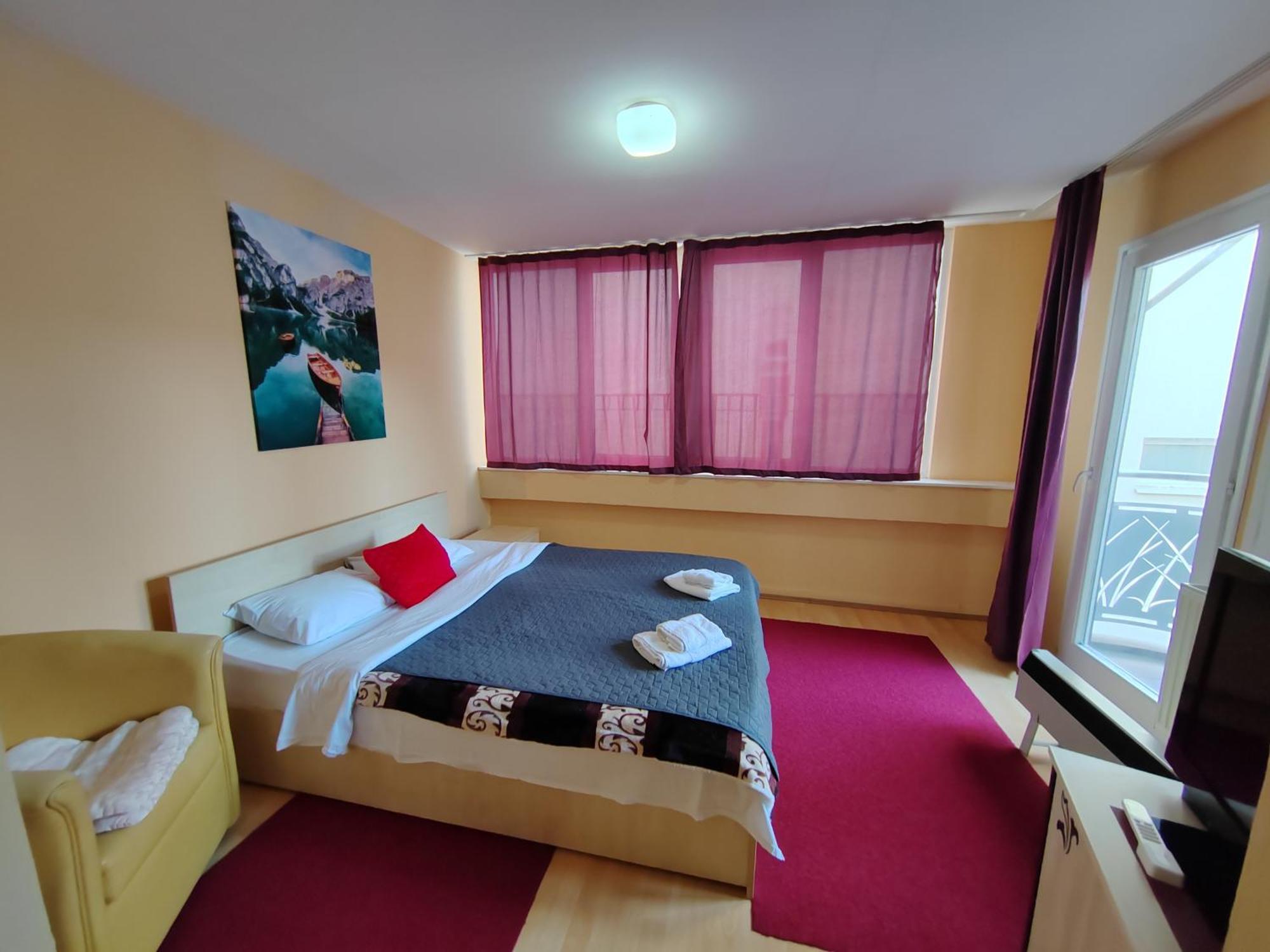 Bed And Breakfast Majesty Ni 외부 사진