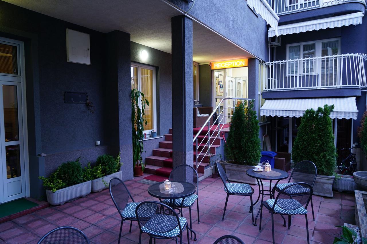 Bed And Breakfast Majesty Ni 외부 사진