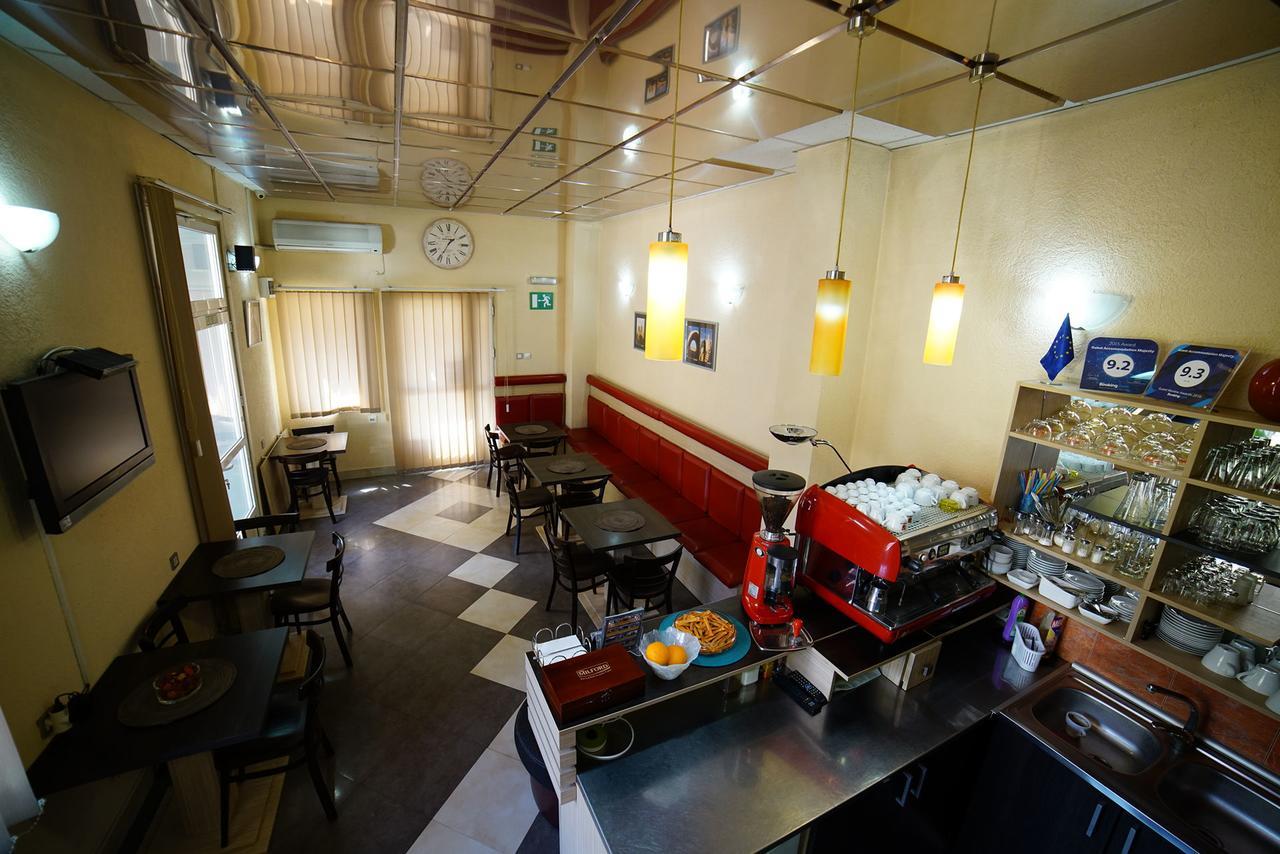 Bed And Breakfast Majesty Ni 외부 사진